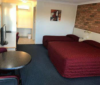 Orange Motor Lodge Exterior photo